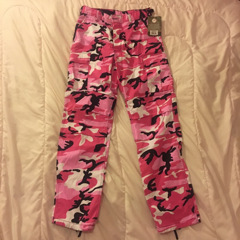 Rothco Women’s Small Pink Camo Pants